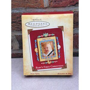 Hallmark Keepsake Ornament Babys First Christmas 2004 Beaded Photo Frame